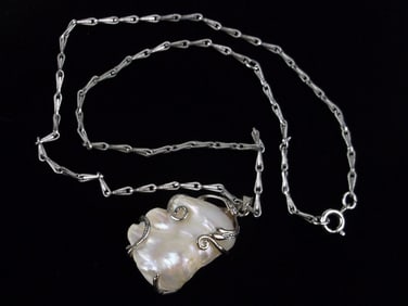 Mint Mother of Pearl Chain Necklace 18"