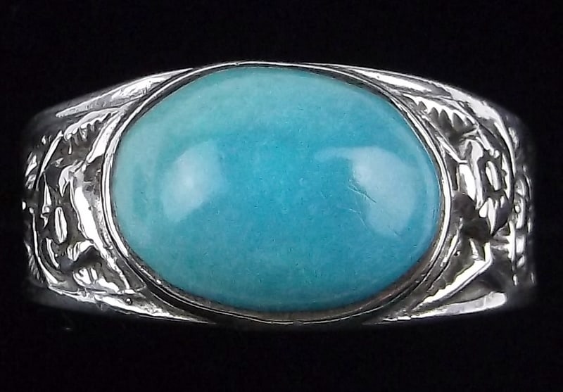 Mint Vintage Navajo Sterling Silver Turquoise Ring 8 (1 of 3)