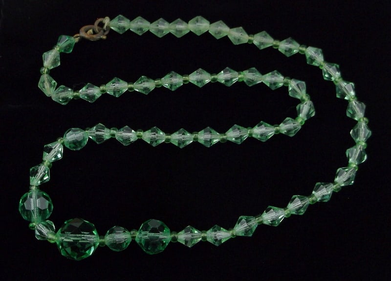 Stunning Antique 1930s Crystal Necklace 15": excellent condition