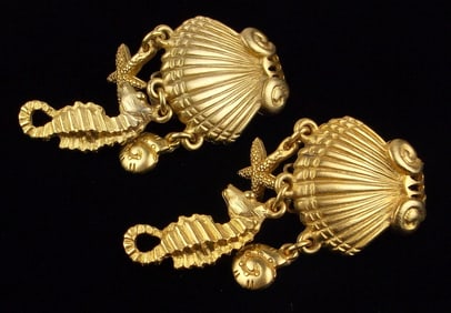 Mint Vintage IN-VEST-MENTS Seahorse Sway Earrings