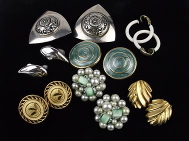 7 Gorgeous Vint 1950s-80s Earrings Sets Lot Some Signed