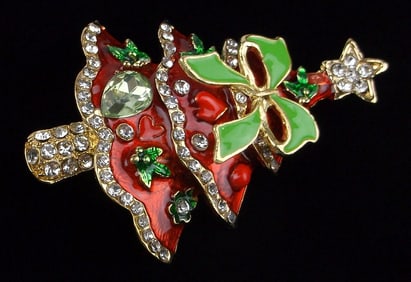 Mint Enameled Rhinestone Christmas Tree Brooch