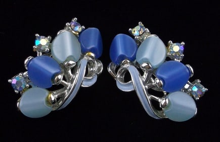 Mint Vintage 1950s Rhinestone Lucite Earrings Set