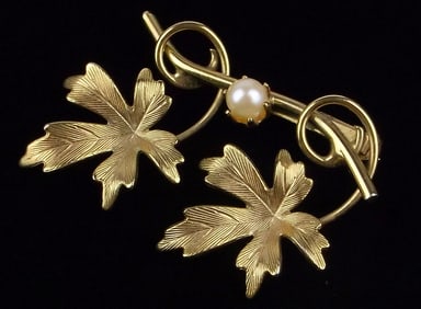Mint Vintage 1960s Pearl Grapevine Brooch