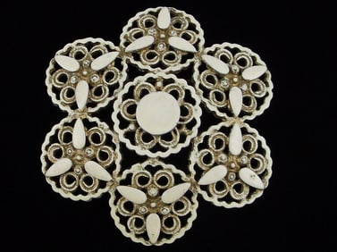 Stunning Vintage 1960s Florenza Enameled Brooch
