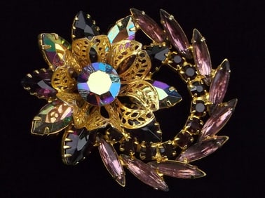 Mint Vintage 1960s Rhinestone Brooch Juliana?