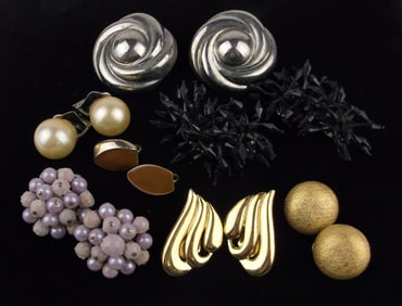 7 Gorgeous Vint 1930s-70s Earrings Sets Lot Some Signed