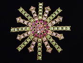 Big Mint Vintage 1960s Designer Rhinestone Sun Brooch