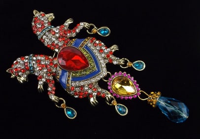 Big Mint Enameled Rhinestone Double Wolf Brooch