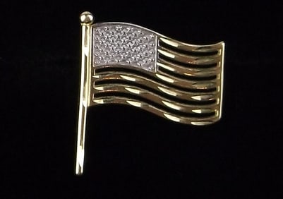 Mint Vint Michael Anthony 10kt Gold US Flag Pin
