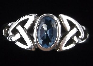 Mint Vintage Sterling Silver Keltic Ring 6