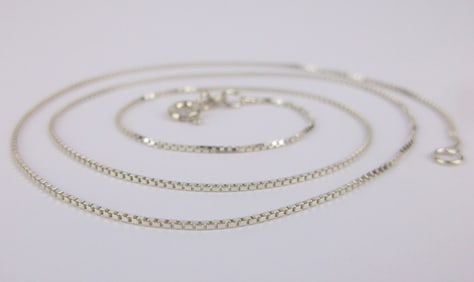 Mint Vintage Sterling Silver Box Chain Necklace 18.5"