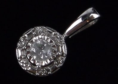 New Vint Designer Sterling Silver Diamond Solitaire Pendant