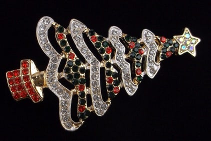 Mint Enameled Rhinestone Christmas Tree Brooch