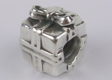 Mint Pandora Sterling Silver Christmas Present Charm Bead
