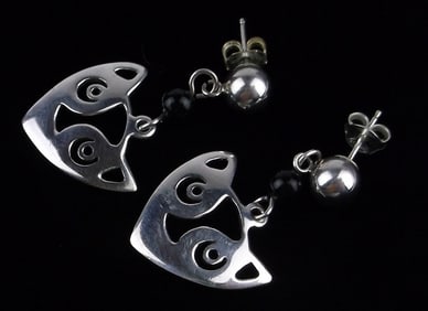 Mint Vintage Sterling Silver Cat Drop Earrings