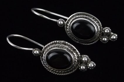 Stunning Vintage Sterling Silver Onyx Drop Earrings