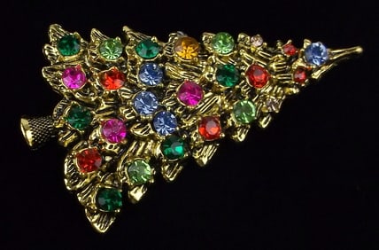 Mint Enameled Rhinestone Christmas Tree Brooch