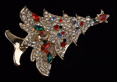 Mint Enameled Rhinestone Christmas Tree Brooch
