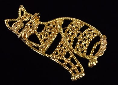Mint Big Vintage Cat Brooch