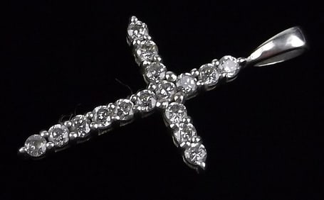 Stunning Vintage Sterling Silver Cross Pendant