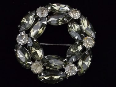 Mint Vintage 1960s Rhinestone Brooch
