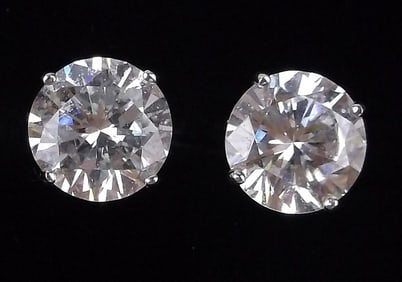New 14kt White Gold 2cttw Solitaire Earrings 2 grams