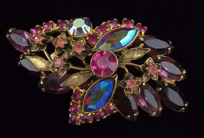 Stunning Vintage 1960s Juliana Rhinestone Brooch