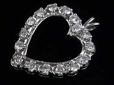 Mint Vint 14kt White Gold 1.25cttw Diamond Pendant 3.56g