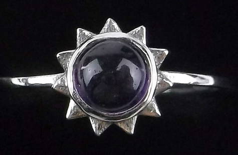 New Sterling Silver Amethyst Sun Ring 8: Solid Sterling Silver Guaranteed, in Brand New Never Worn Condition.