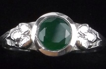 New Sterling Silver Green Chalcedony Ring 7.5