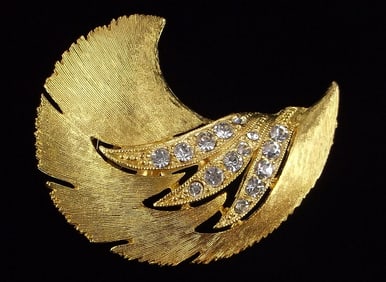 New Vintage Jonette Jewelry JJ Rhinestone Brooch