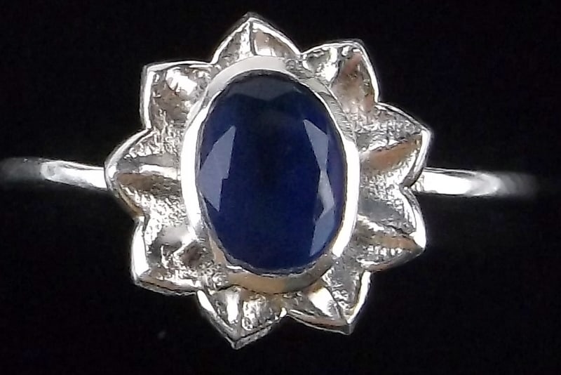 New Sterling Silver Blue Chalcedony Sun Ring 8: Solid Sterling Silver Guaranteed, in Brand New Never Worn Condition.