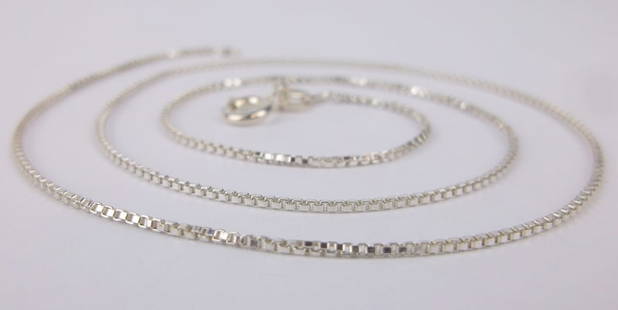 New Vintage Italian Sterling Silver Box Chain Necklace 16": Guaranteed Solid 925 Sterling Silver, in Excellent Condition