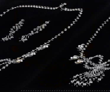New Vintage 1950s Rhinestone Necklace Earrings Set 16": new condition