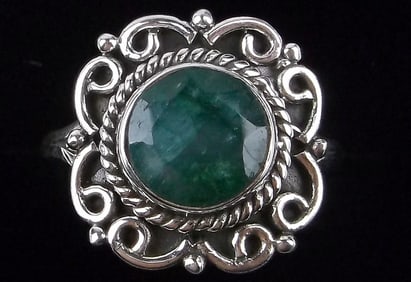 New Bali Sterling Silver 1.25ct Emerald Ring 7
