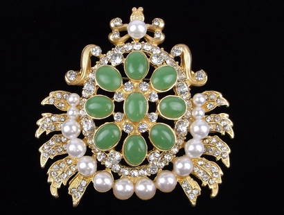 Big Mint Enameled Jelly Belly Rhinestone Beetle Brooch Deco: Mint Condition, In Like New Condition, Perfect