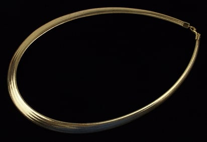 Stunning Vint Wide 14kt Gold Weave Form Necklace 20" 11g