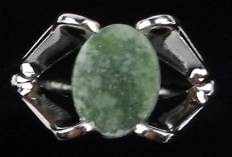 New Antique 1950s Sterling Silver Jade Ring 6: Solid Sterling Silver Guaranteed, in Brand New Never Worn Condition.