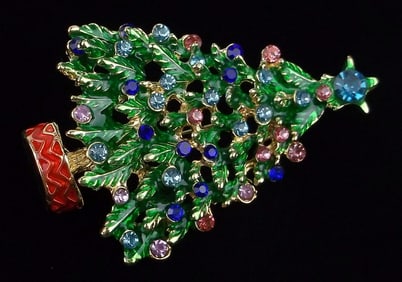 Mint Enameled Rhinestone Christmas Tree Brooch