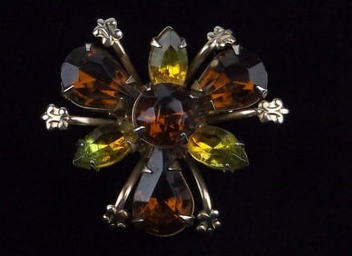Mint Vintage 1950s Rhinestone Brooch