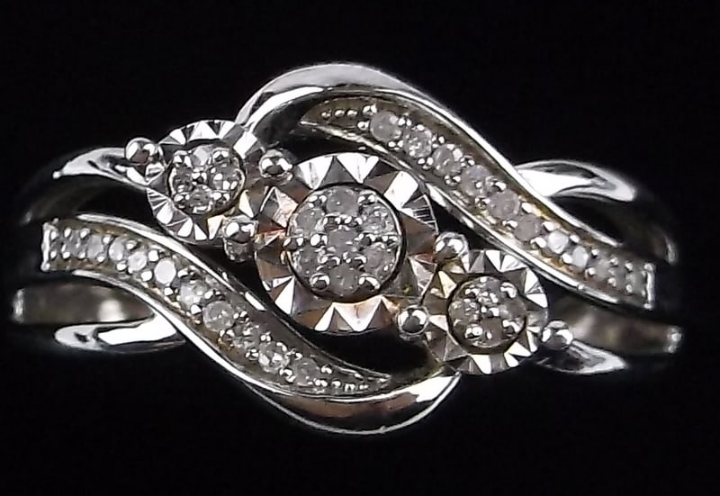 Mint Vintage Sterling Silver Diamond Engagement Ring 7 (1 of 3)