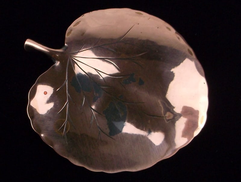 Stunning Vint 1960s Stuart NYE Copper Leaf Brooch (1 of 3)