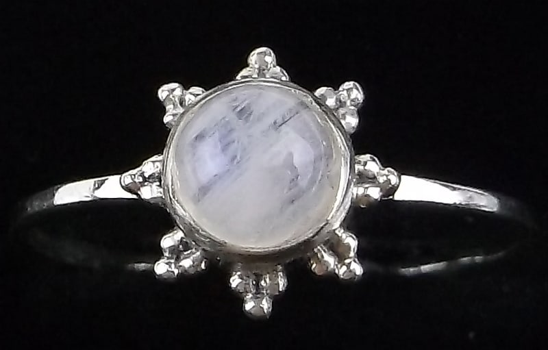 New Bali Sterling Silver Moonstone Ring 6: Solid Sterling Silver Guaranteed, in Brand New Never Worn Condition.