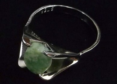 New Antique 1950s Sterling Silver Jade Ring 5