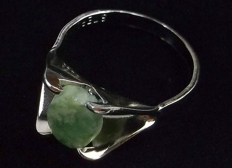 New Antique 1950s Sterling Silver Jade Ring 5: Solid Sterling Silver Guaranteed, in Brand New Never Worn Condition.