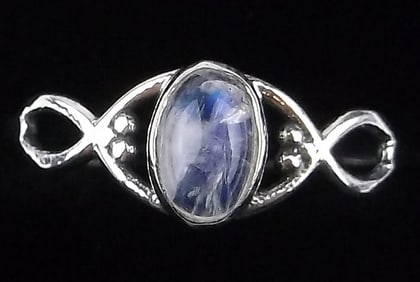 New Sterling Silver Moonstone Ring 6.25