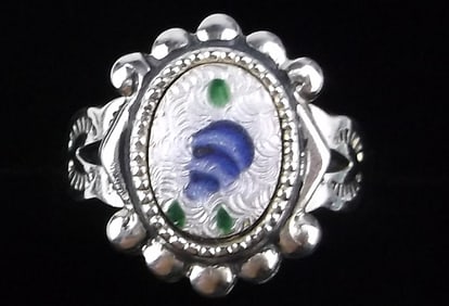 New Antique 1950s Navajo Sterling Silver Guilloche Ring 4