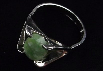 New Antique 1950s Sterling Silver Jade Ring 4