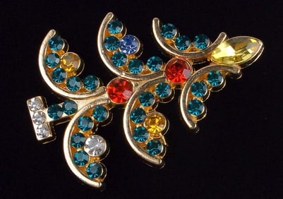 Mint Enameled Rhinestone Christmas Tree Brooch